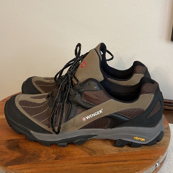 Wenger Swiss Military Mens Size 11 Hiking Shoes Brown Vibram‎ Sole EUC main image 10